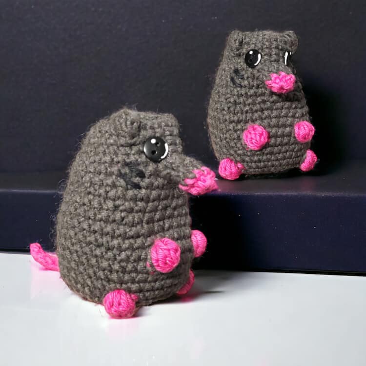 Pizza Tower Rat Pattern