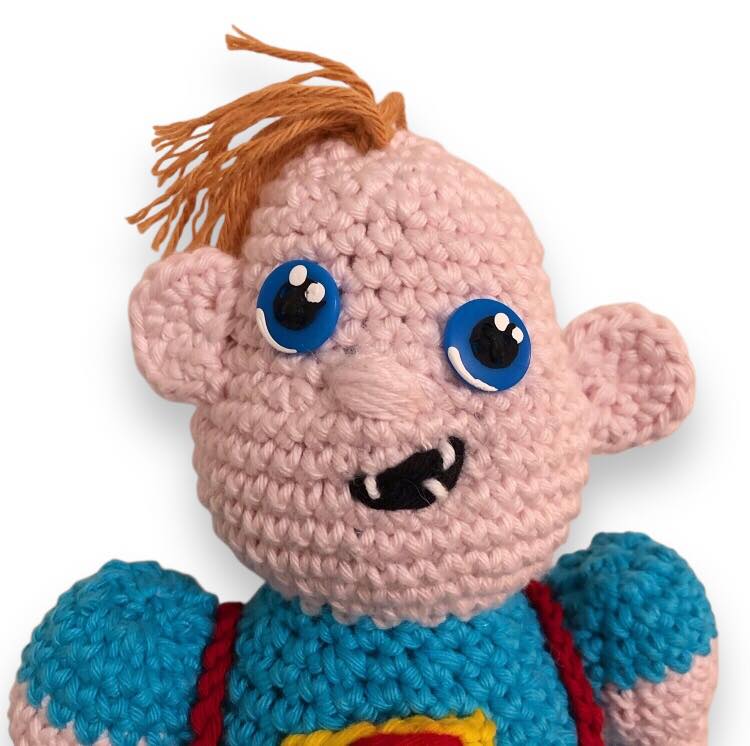 crochet pattern for Sloth or Lars doll with bubble butt