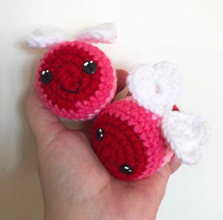 Free Love Bug Pattern