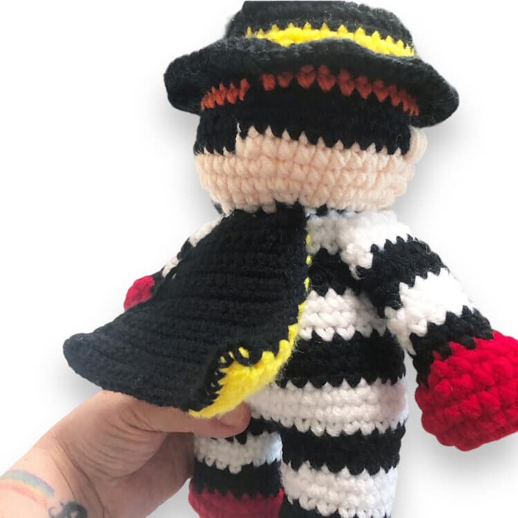 PATTERN: Crochet McDonald's Hamburglar